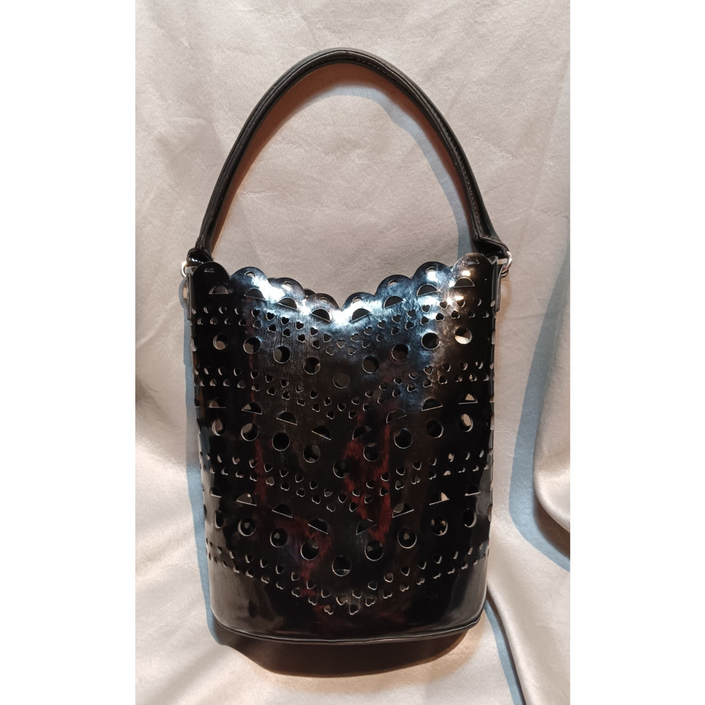 Neiman Marcus Black Laser Cut Cottagecore Bucket Bag Purse Scalloped Edge - Picture 3 of 4